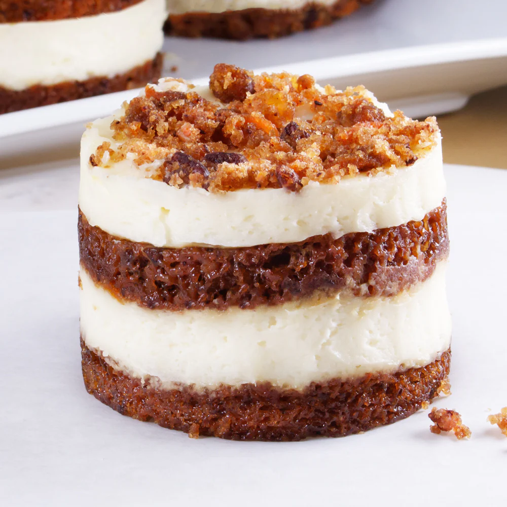 6 Piece Carrot Individual Dessert Cakes
