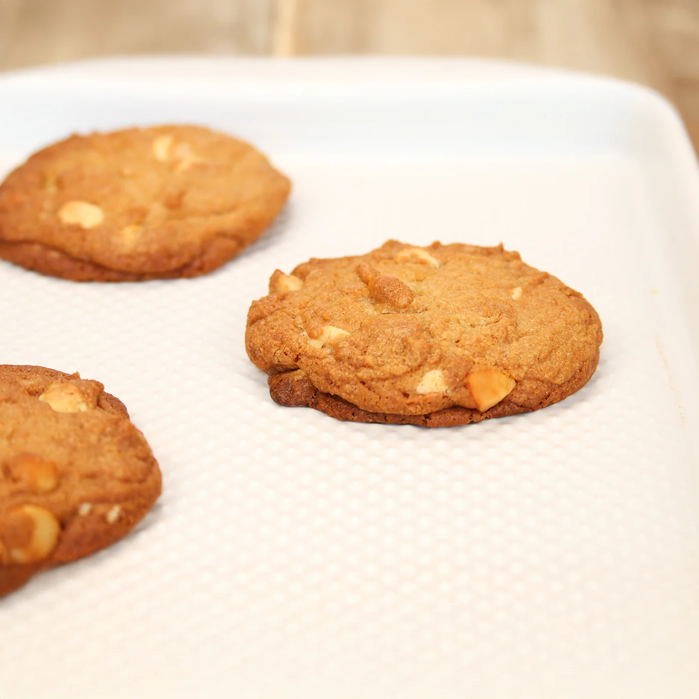 Macadamia White Chunk Cookie Dough - 40 Pieces - Image 4
