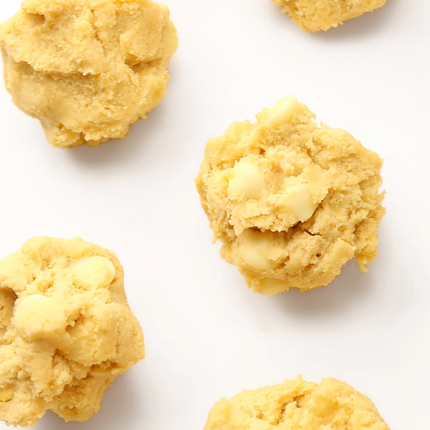 Macadamia White Chunk Cookie Dough - 40 Pieces - Image 6