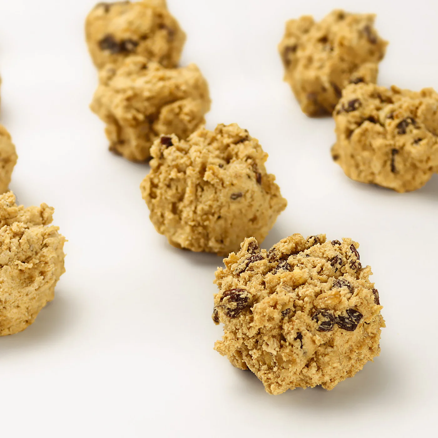 Oatmeal Raisin Cookie Dough - 40 Pieces - Image 4